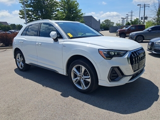 2022 Audi Q3