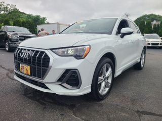 2021 Audi Q3