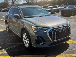 2022 Audi Q3