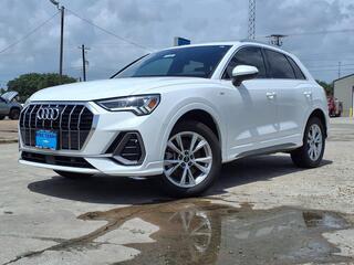 2023 Audi Q3