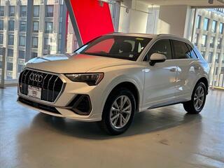 2022 Audi Q3