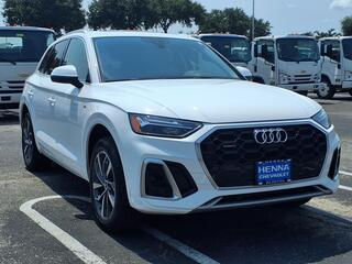 2022 Audi Q5