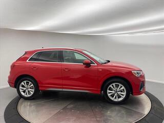 2022 Audi Q3