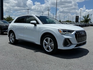 2022 Audi Q3