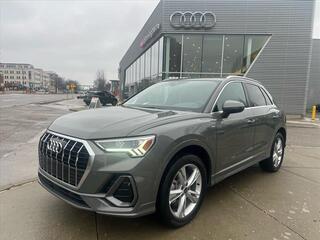 2022 Audi Q3