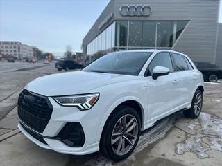 2022 Audi Q3