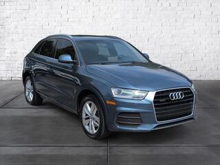 2016 Audi Q3