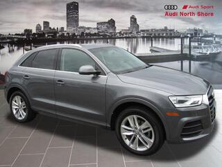 2016 Audi Q3