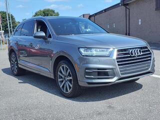 2017 Audi Q7 for sale in Lindenhurst NY