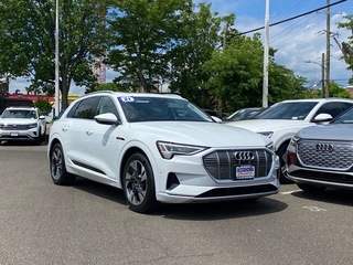 2021 Audi e-tron