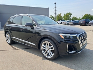 2025 Audi Q7