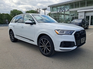2022 Audi Q7
