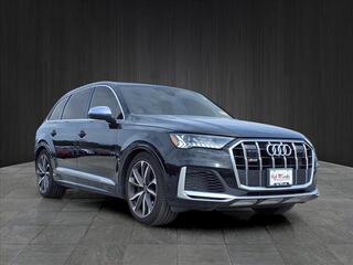 2023 Audi SQ7