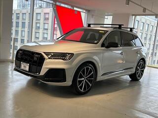 2022 Audi SQ7