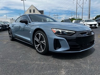 2022 Audi e-tron GT