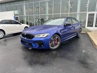 2023 BMW M5