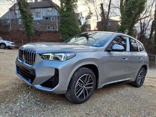 2025 BMW X1