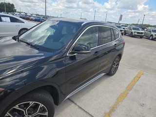 2022 BMW X1