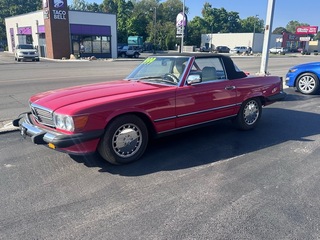 1988 Mercedes-Benz 560-Class