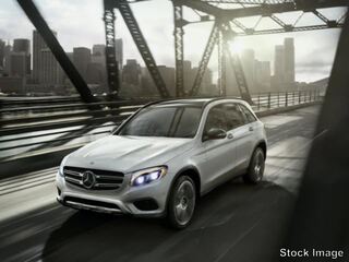 2016 Mercedes-Benz Glc