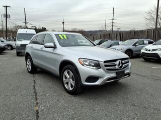 2017 Mercedes-Benz Glc