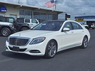 2016 Mercedes-Benz S-Class