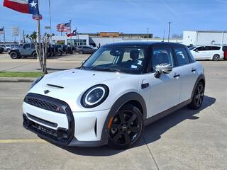 2024 Mini Hardtop 4 Door