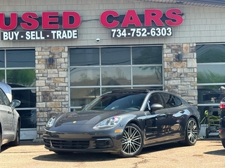 2018 Porsche Panamera