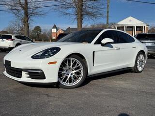 2019 Porsche Panamera