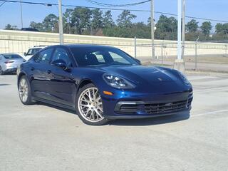 2020 Porsche Panamera