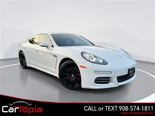 2015 Porsche Panamera