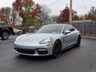 2018 Porsche Panamera