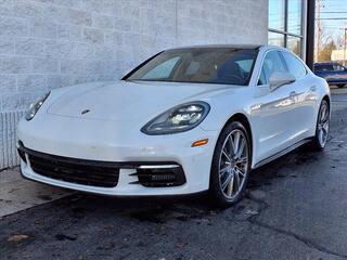 2018 Porsche Panamera