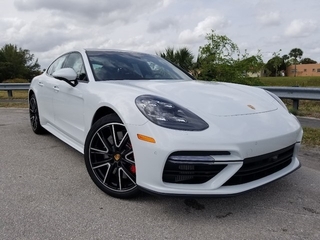 2018 Porsche Panamera