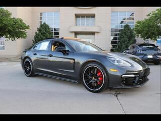 2020 Porsche Panamera