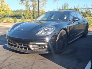 2022 Porsche Panamera