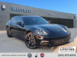 2018 Porsche Panamera