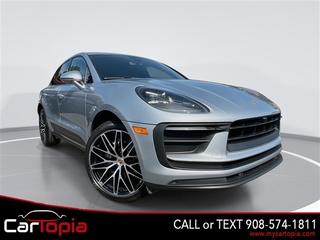 2022 Porsche Macan