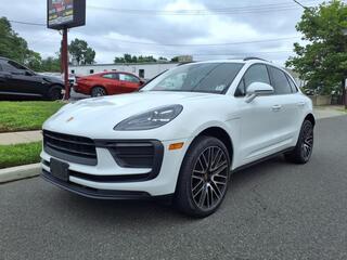 2022 Porsche Macan
