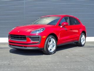 2022 Porsche Macan