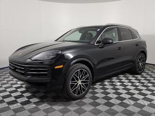 2024 Porsche Cayenne for sale in Waukesha WI