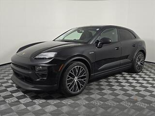 2024 Porsche Macan for sale in Waukesha WI