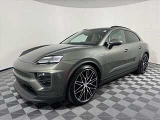 2024 Porsche Macan for sale in Waukesha WI