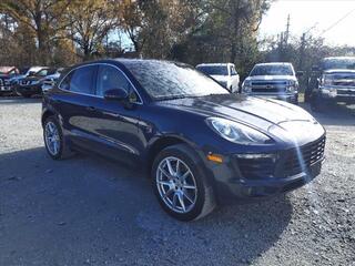 2016 Porsche Macan