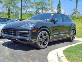 2023 Porsche Cayenne