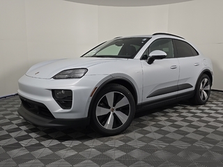 2025 Porsche Macan for sale in Waukesha WI