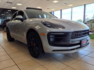 2022 Porsche Macan
