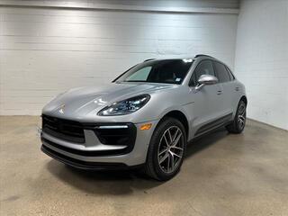 2022 Porsche Macan