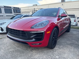 2017 Porsche Macan
