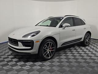 2025 Porsche Macan for sale in Waukesha WI